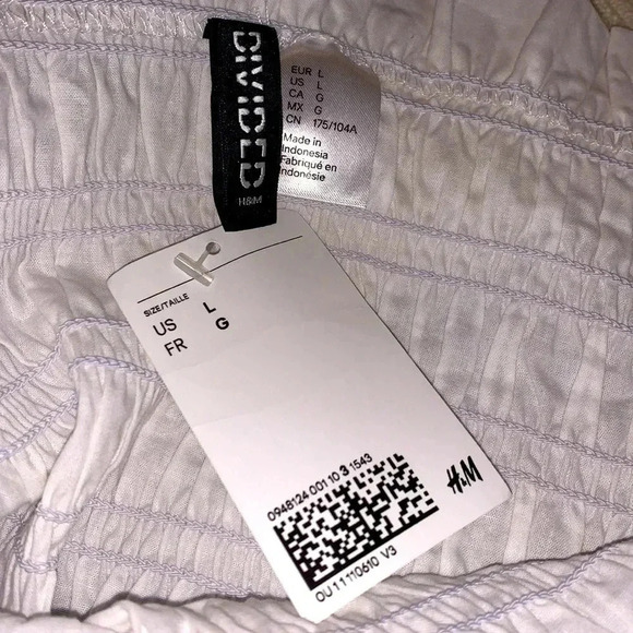 NWT H&M Divided Off The Shoulder Smocked Top - Picture 6 of 6